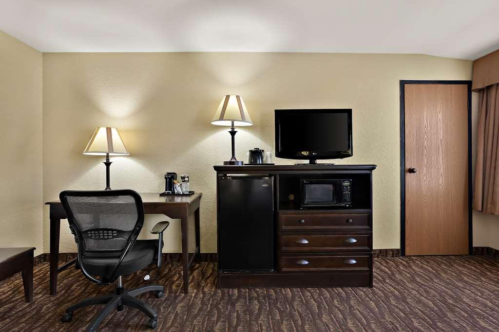 Best Western Center Pointe Inn Branson Room photo